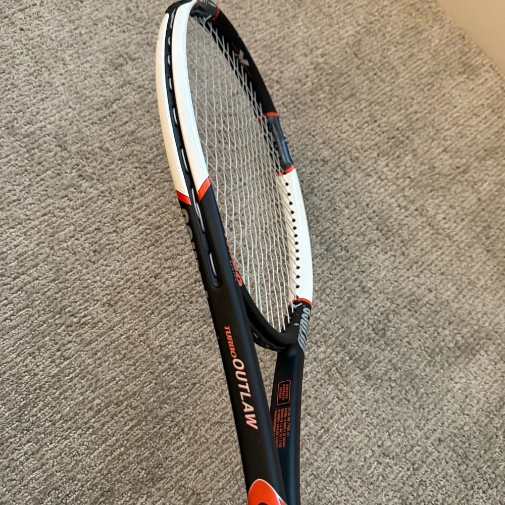 Tennis Racket - Picture 3 of 9